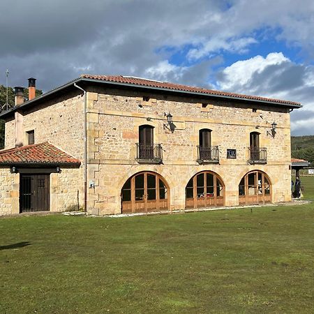 Albergue Pinares - La Casona De Revenga Regumiel de la Sierra Esterno foto