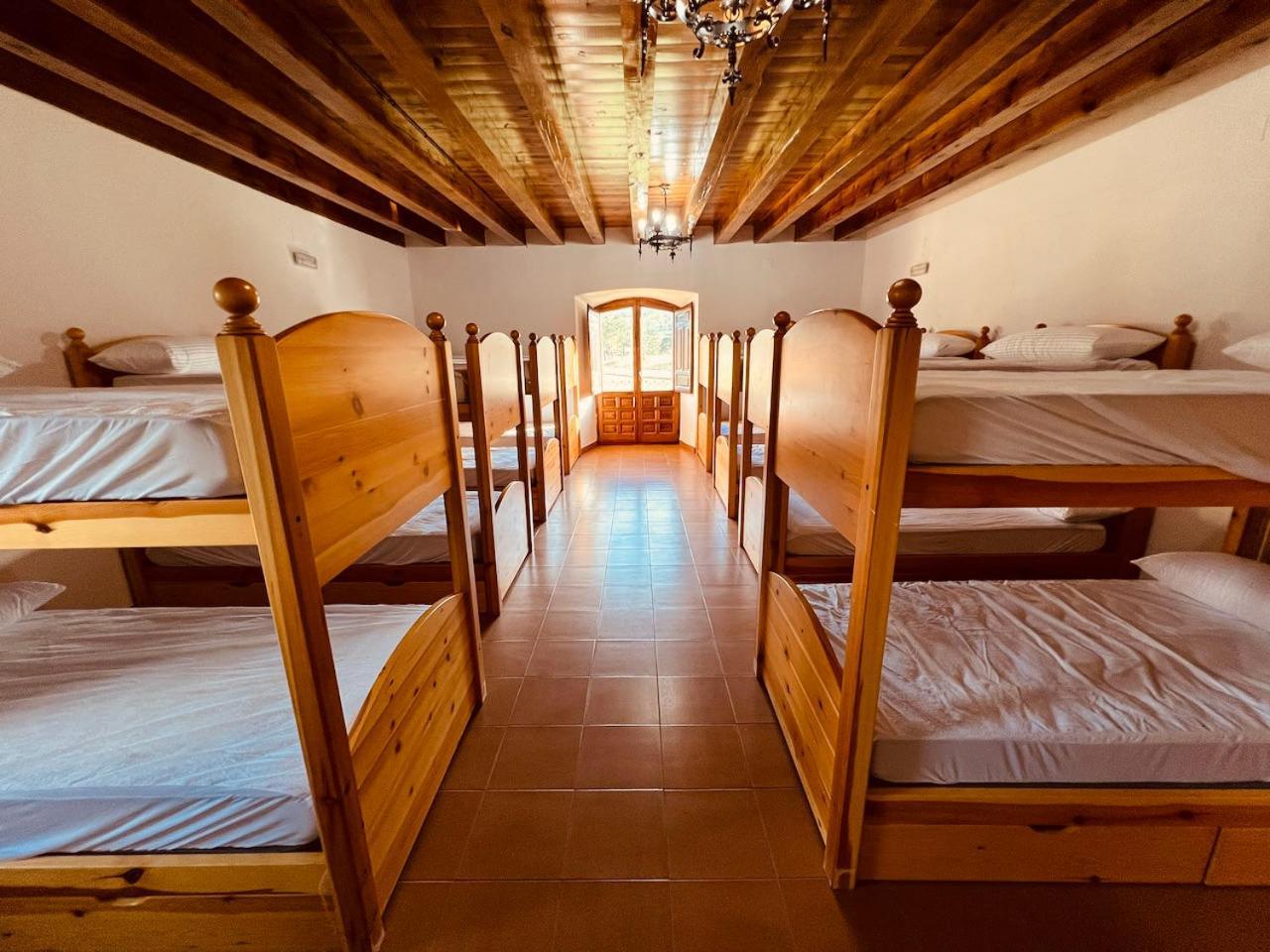 Albergue Pinares - La Casona De Revenga Regumiel de la Sierra Esterno foto