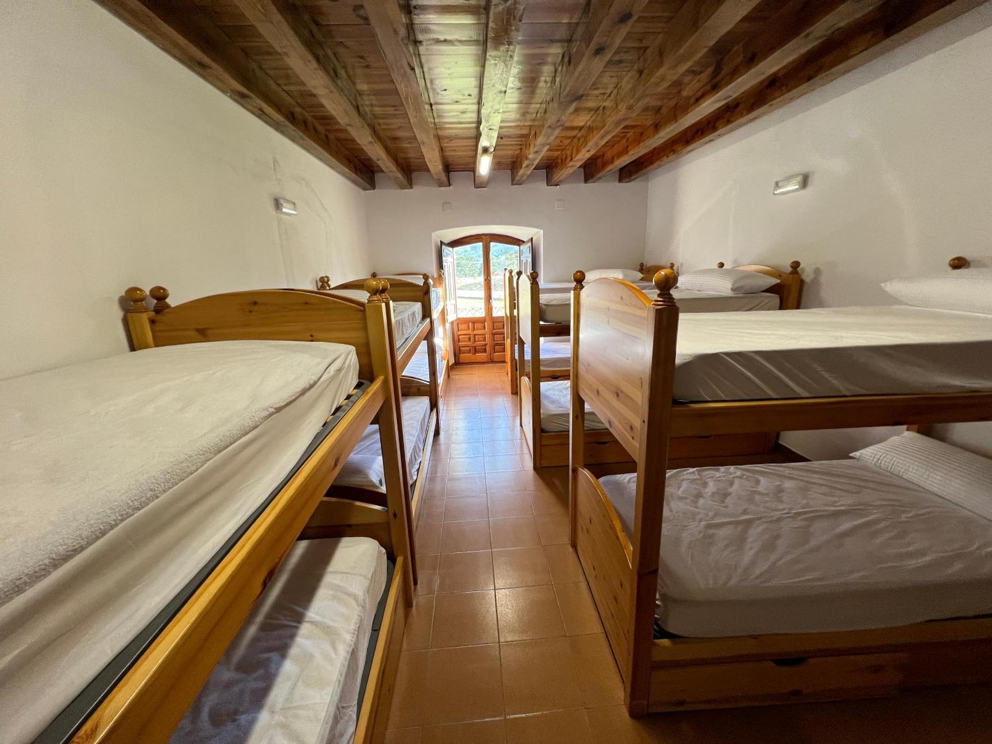 Albergue Pinares - La Casona De Revenga Regumiel de la Sierra Esterno foto